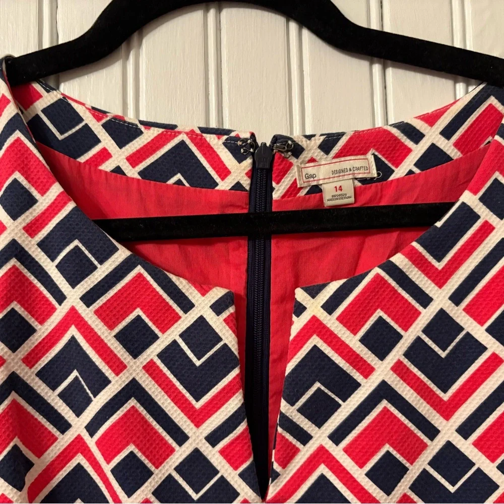 GAP A-Line Geometric Print Dress | Size 14 | Coral, Navy, White - Picture 5 of 11